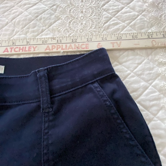 Croft & Barrow Utility Pants Tapered Leg Midrise Navy Stretch Waist Size 6 - Picture 10 of 12